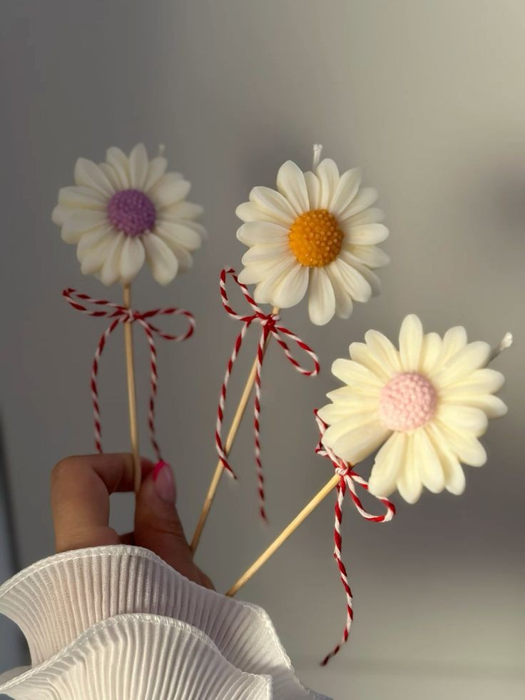 Sunflower candle
