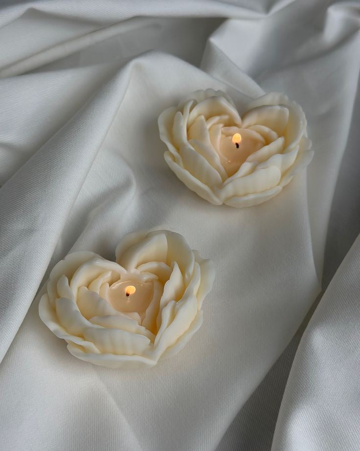 Heart flower candle