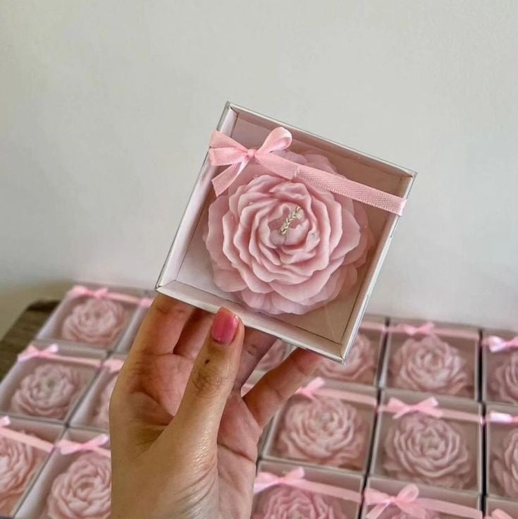 Poney flower candle